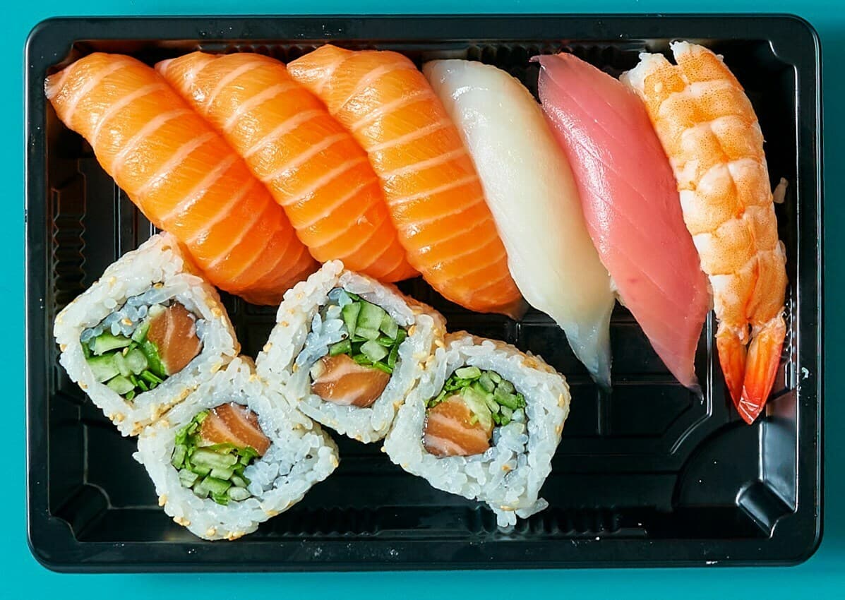 3 Medium Sushi, 10 biter